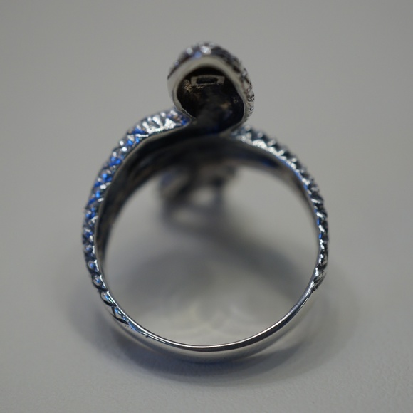 Sterling Silver (.925) Snake Ring - Picture 5 of 7